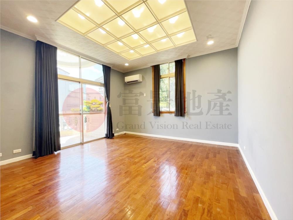 *天母獨棟泳池別墅*